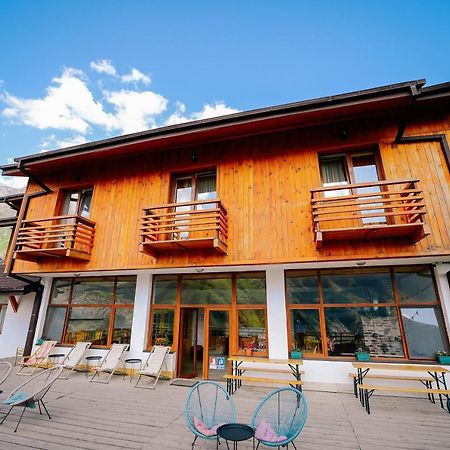 Alpenhaus Kazbegi Hotel & Restaurant Bagian luar foto