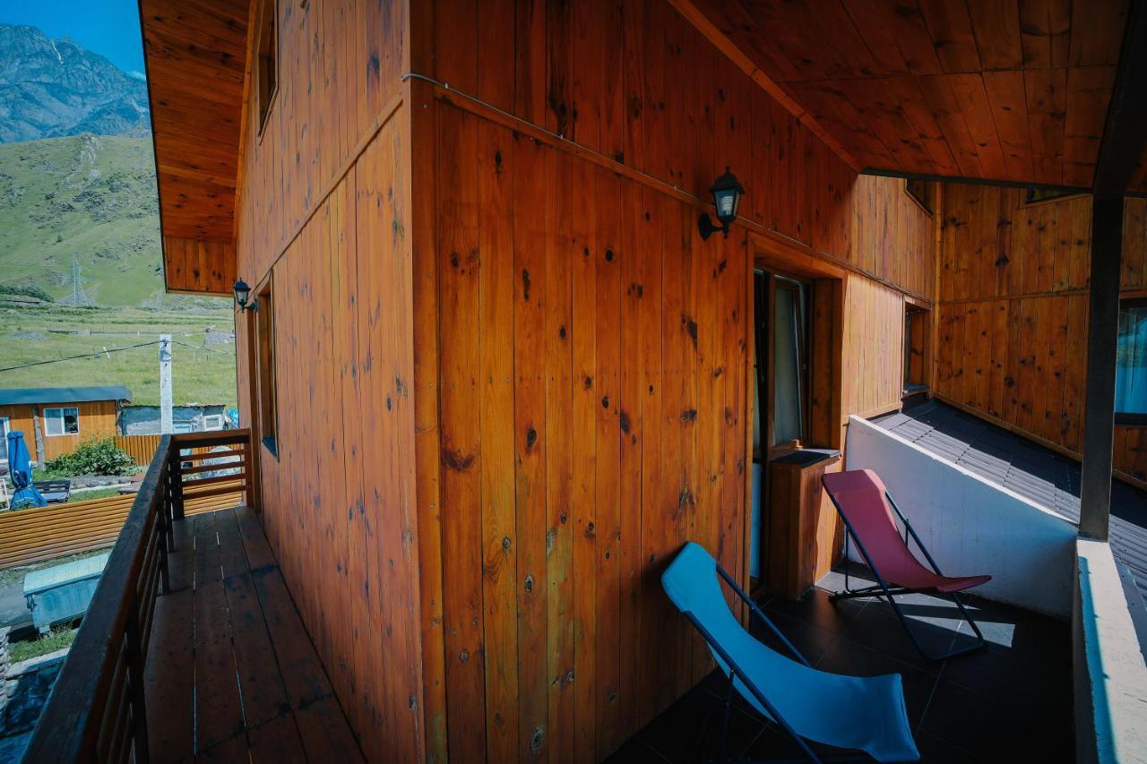 Alpenhaus Kazbegi Hotel & Restaurant Bagian luar foto