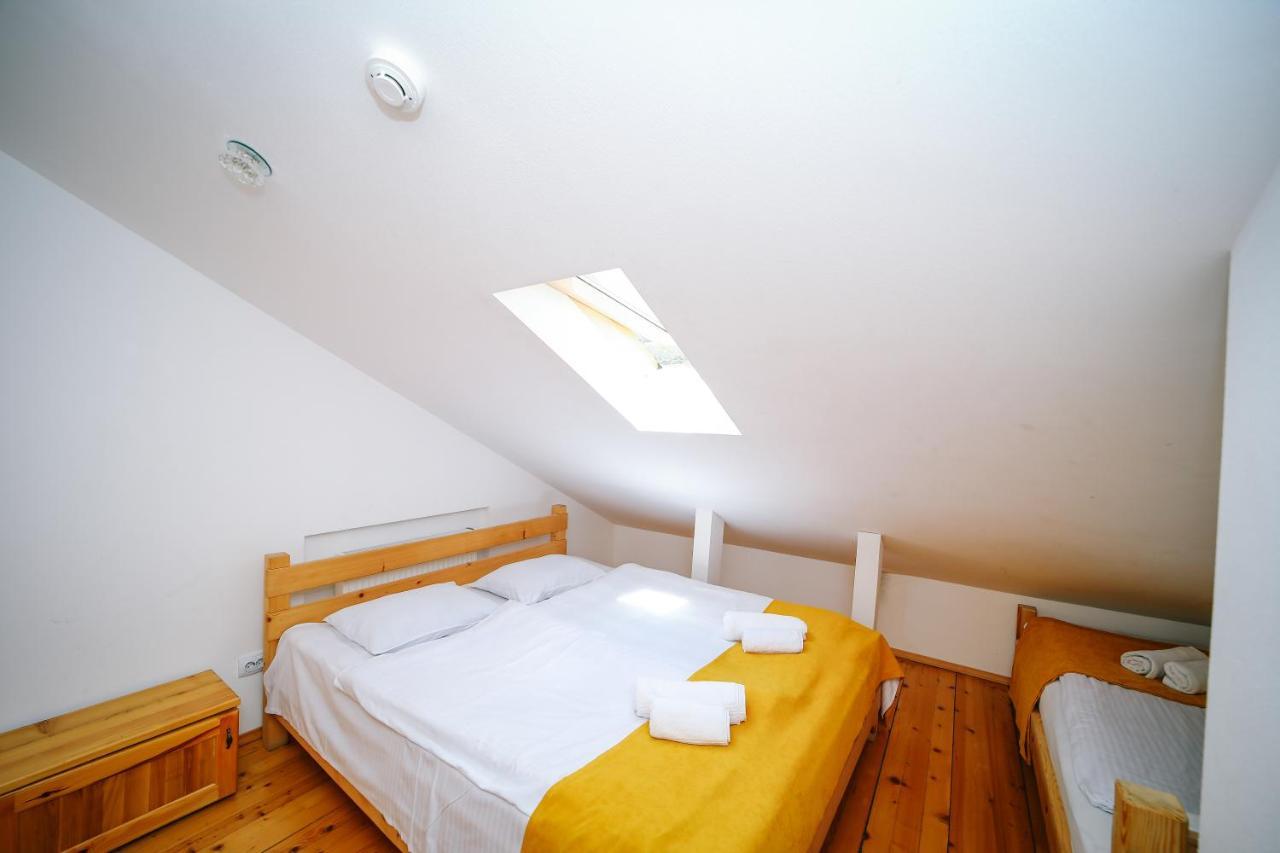Alpenhaus Kazbegi Hotel & Restaurant Bagian luar foto
