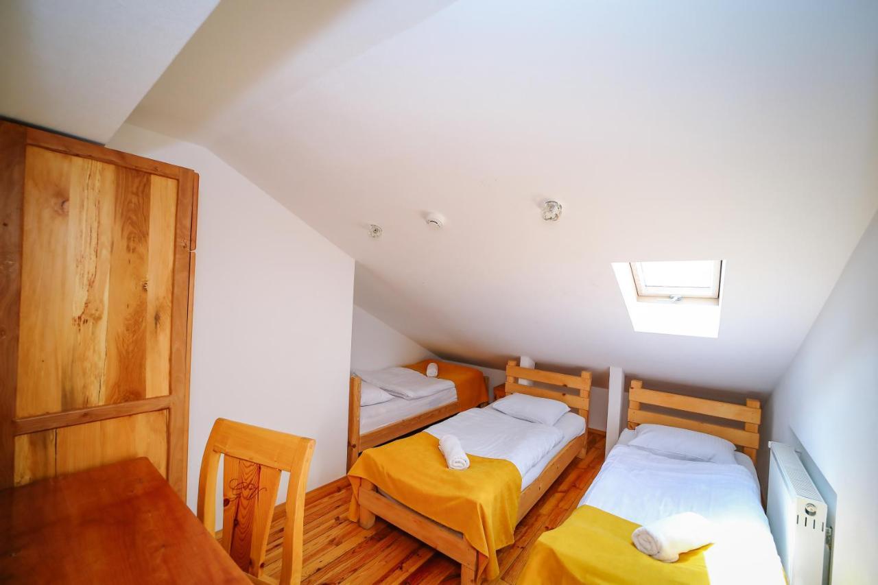 Alpenhaus Kazbegi Hotel & Restaurant Bagian luar foto